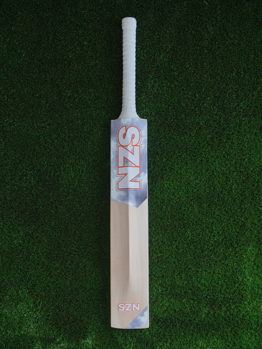 Adult (SH) Premium Cricket Bat - Storm 700